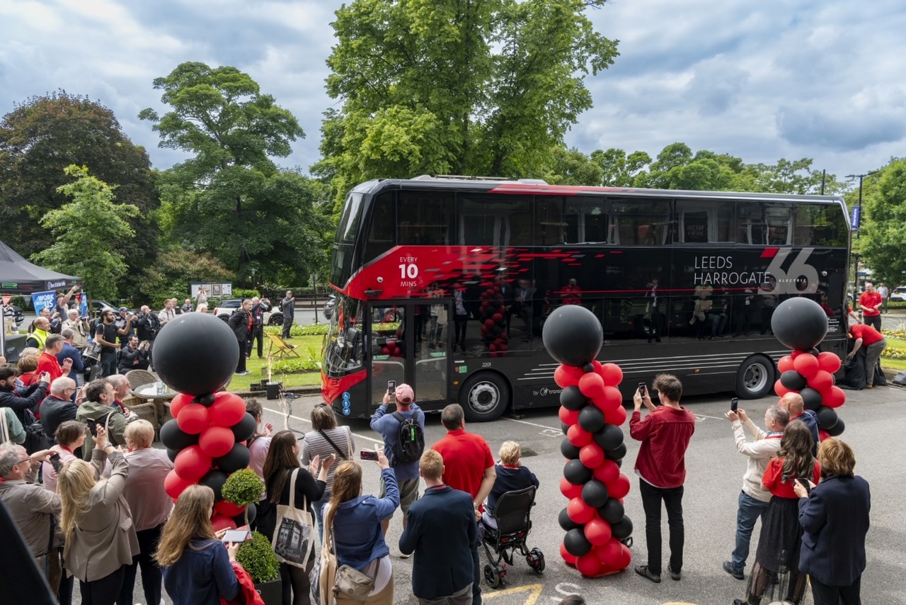 The First Alexander Dennis Enviro Ev For Transdev Blazefield