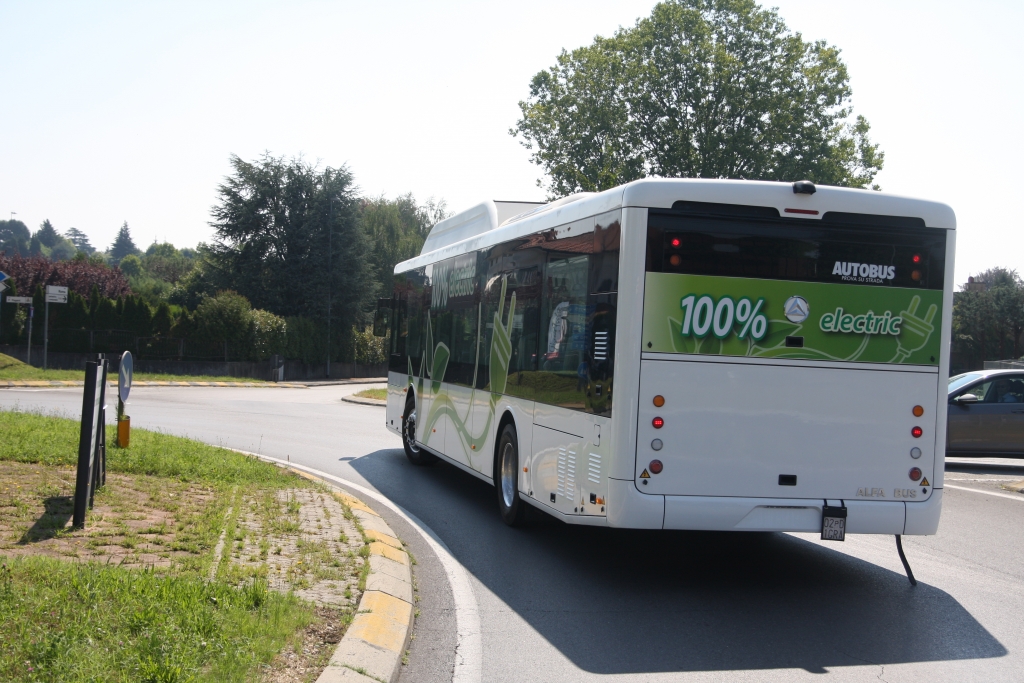 electric bus alfabus europe ecity l12