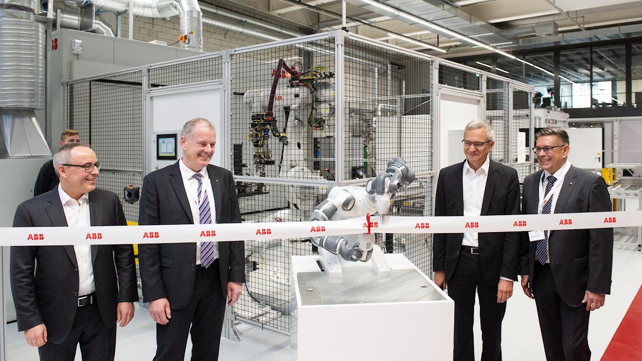 ABB invests in energy storage systems for mobility. A new plant in Baden