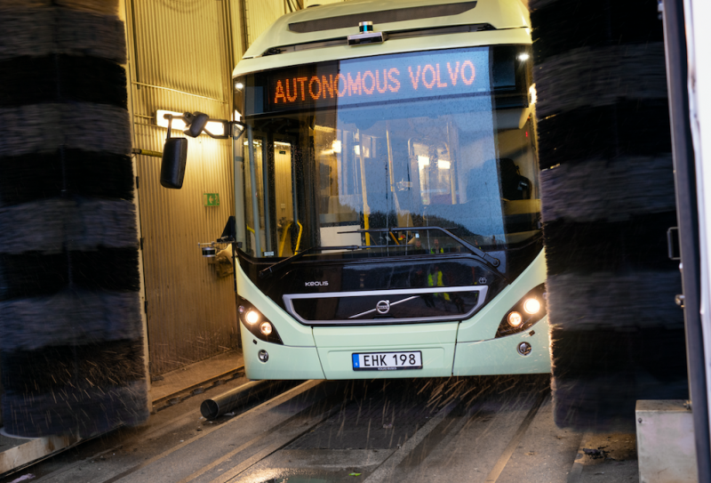 autonomous buses