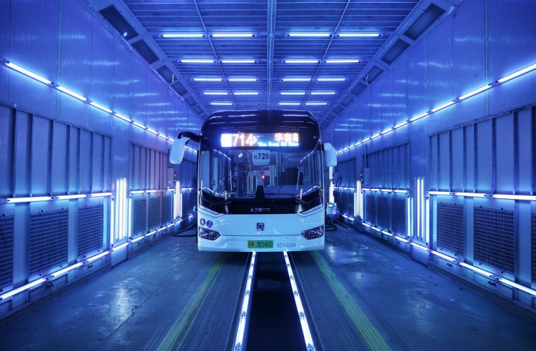 Bus disinfection through UV lights. A way to fight Coronavirus in Shanghai  - Sustainable Bus