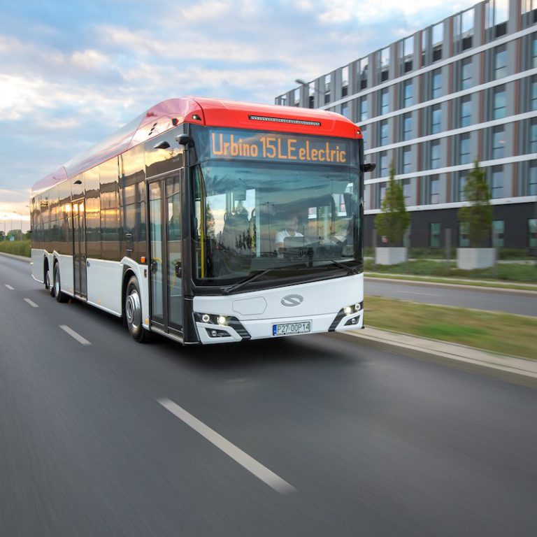 Here it comes the first Solaris electric intercity bus: Urbino 15 LE ...