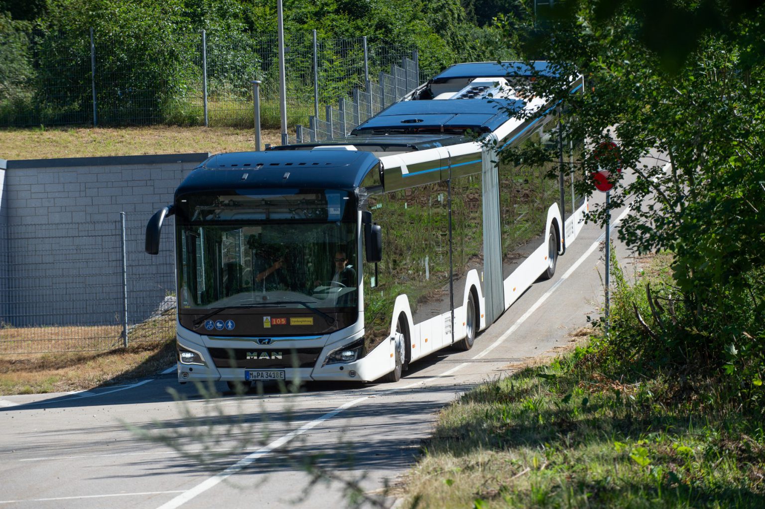 The start of series production for MAN electric bus Lion's City E ...