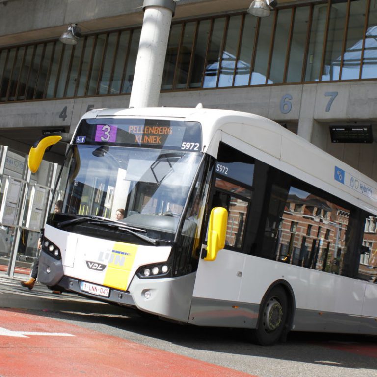 De Lijn (Belgium) ready to order 44 plug-in hybrid buses (and to ...