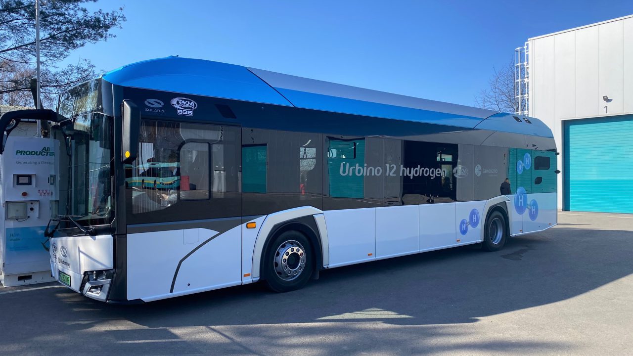 A four weeks test for Solaris hydrogen bus in Jaworzno - Sustainable Bus