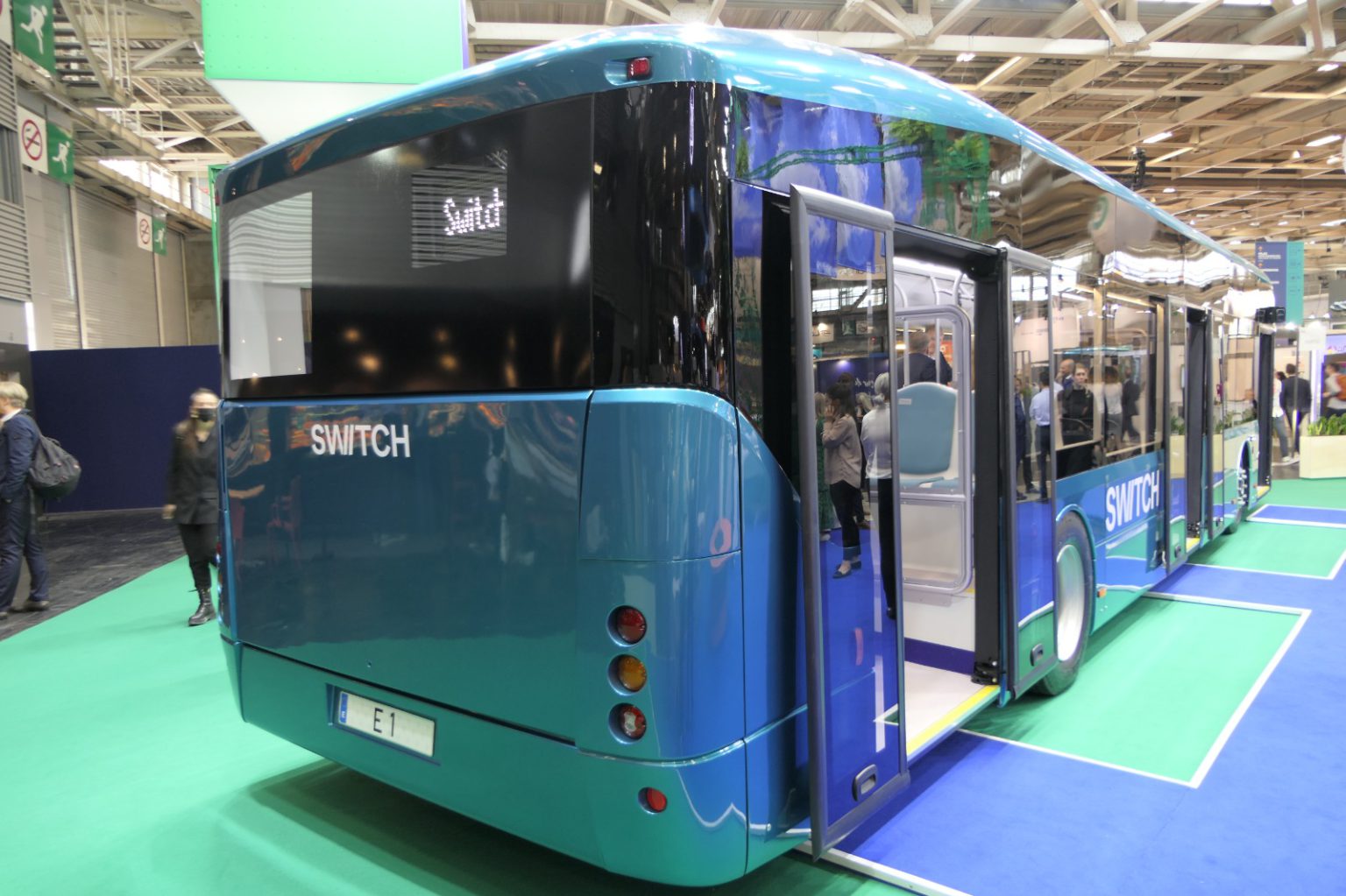 Switch Mobility e1 electric bus launched. ZF motors, NMC batteries