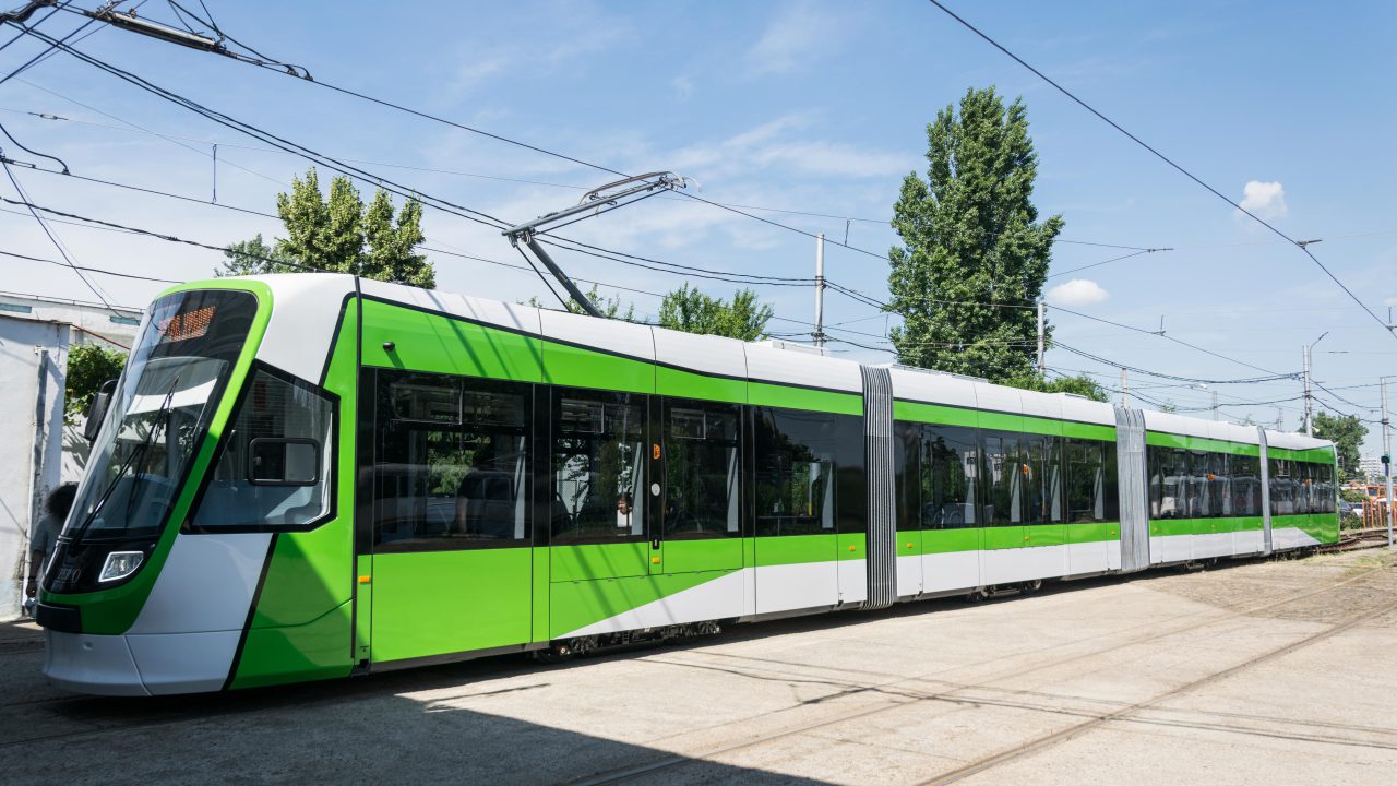 New generation Astra trams for Bucharest. 100 vehicles awaited on one ...