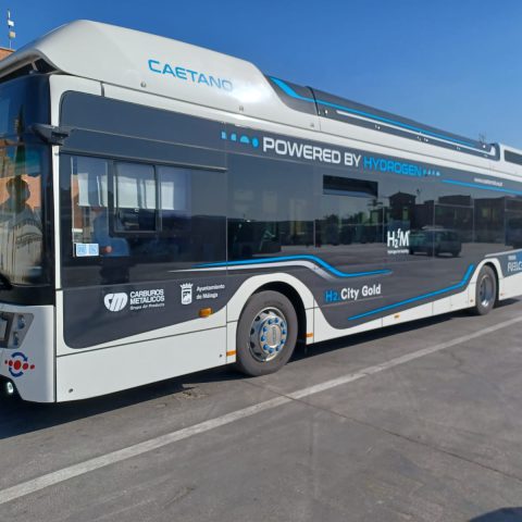 Caetano fuel cell bus on a test in Oviedo - Sustainable Bus