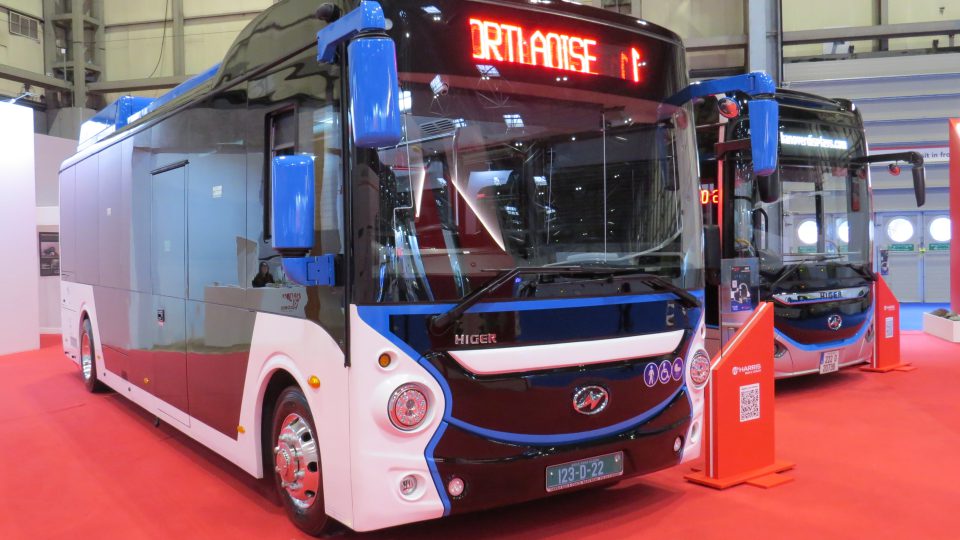 bus tours europe 2022