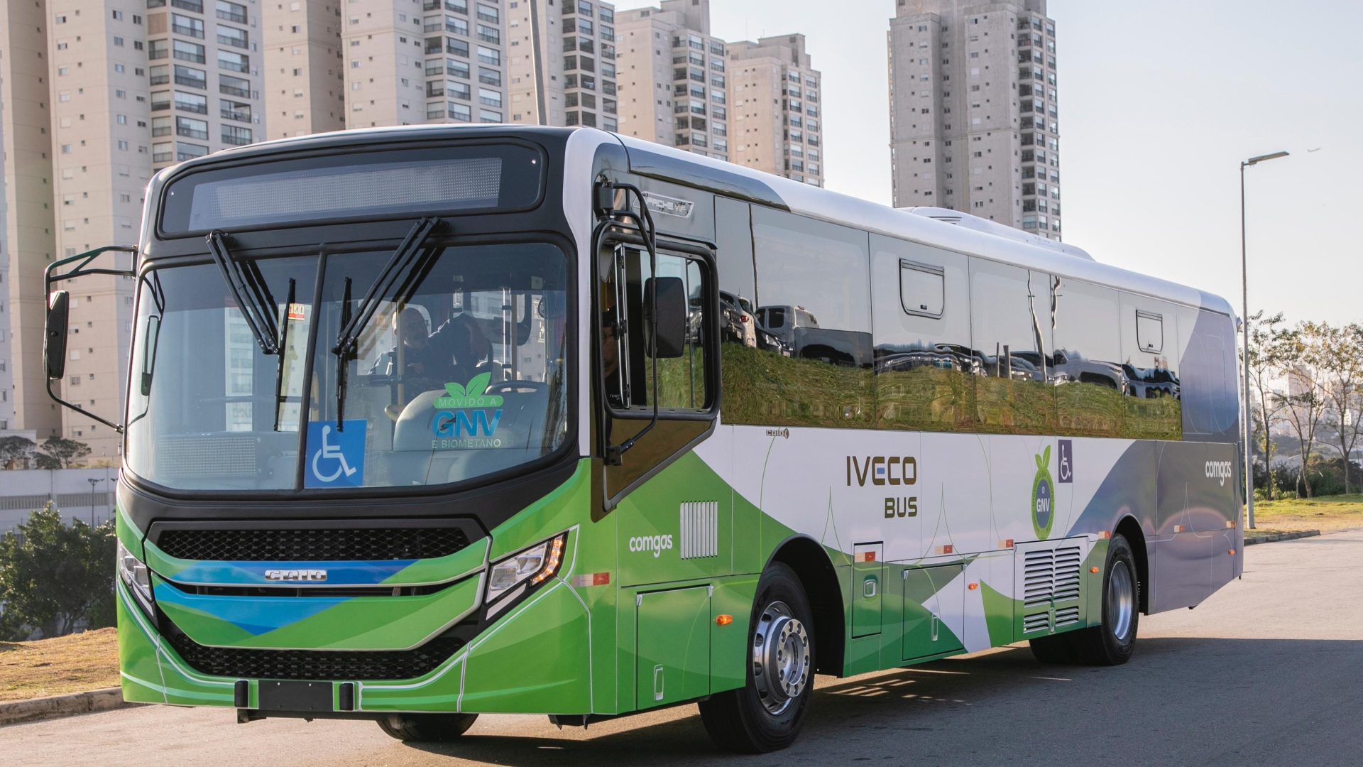 iveco bus lat.bus 2024